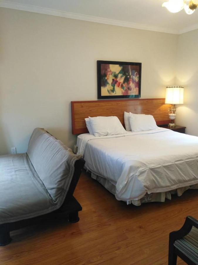 Lakeview Private Suite-Twin Or King Tottenham Екстериор снимка
